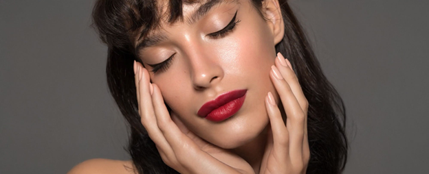 Yağlı Cilt Makyajı: Adım Adım Uygulama Rutini